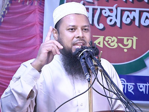 ড. আহমাদ আব্দুল্লাহ ছাকিব